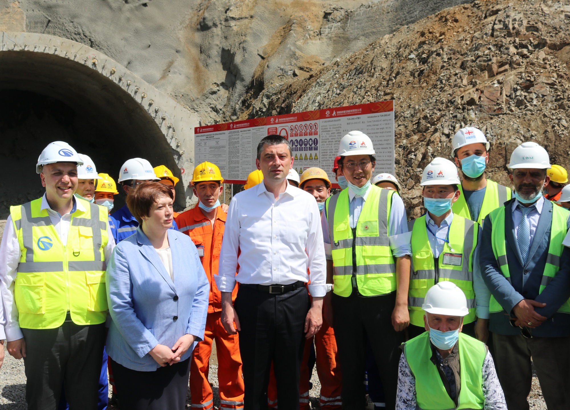 ͼƬ 1-��³����������E60��Ŀ.jpg