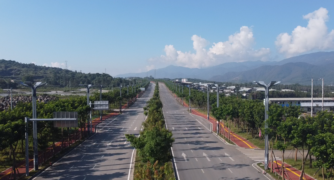 �ڳ����кͶ�·